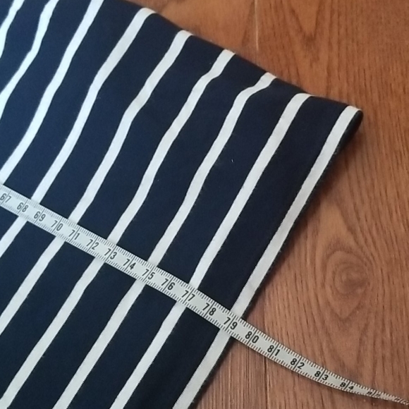 😃3 for 20😃 Navy Striped Skirt - Picture 2 of 4